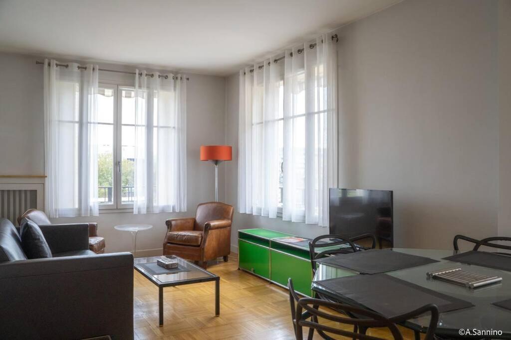 Appartamento Moderne 2 Pieces En Plein Au Bord De Seine
